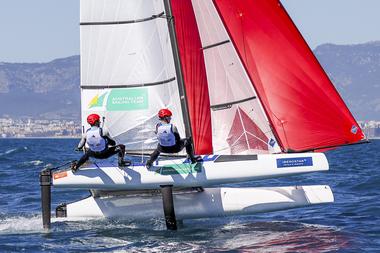 Brin Liddell and Rhiannan Brown _CREDIT Sailing Energy